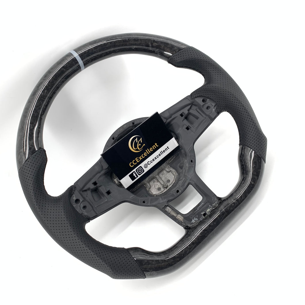 CCexcellent For 2015/2016/2017/2018/2019 Volkswagen MK7/MK7R/MK7GTI//GOLF MK7/GOLF7GIT carbon fiber steering wheel with black stitching