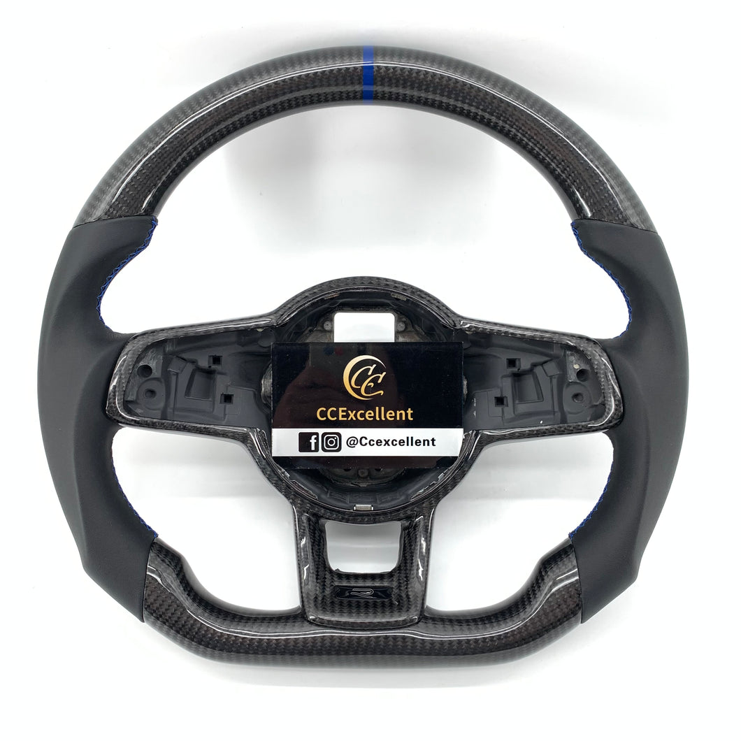 CCexcellent For 2015/2016/2017/2018/2019 Volkswagen MK7/MK7R/MK7GTI//GOLF MK7/GOLF7GIT carbon fiber steering wheel with BLUE stitching