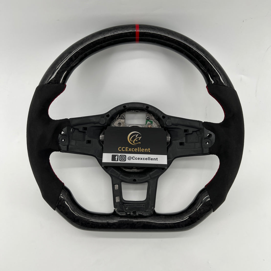 CCexcellent For 2015/2016/2017/2018/2019 Volkswagen MK7/MK7R/MK7GTI//GOLF MK7/GOLF7GIT carbon fiber steering wheel with forged carbon fiber top&bottom